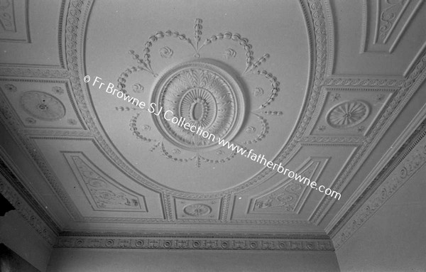 HEADFORD HOUSE CEILING OF ENTRANCE HALL